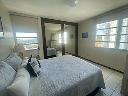 Ocean View 2 Bed 1 Bath 2 Parkings Pool