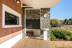 Bali and Eva Midlands