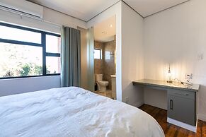 Bali and Eva Midlands