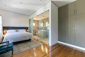 Bali and Eva Midlands