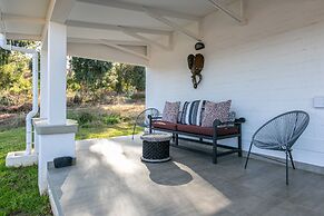 Bali and Eva Midlands