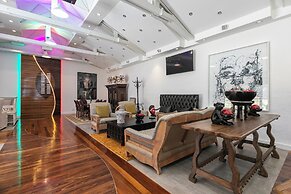 Bali and Eva Midlands