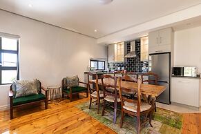 Bali and Eva Midlands