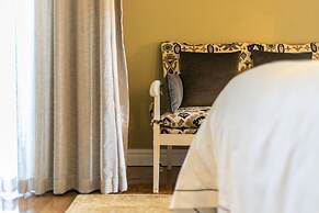 Bali and Eva Midlands