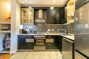 Bali and Eva Midlands