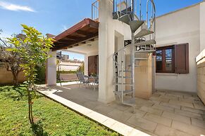 3844 Villetta Della Poesia by Barbarhouse