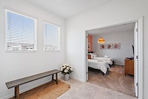 Beautiful Spacious 3-bed Condo Champions Gate