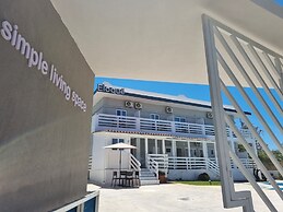 Eloque Simple living space