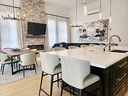 The Bank Hotel - Deadwood