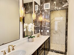 The Bank Hotel - Deadwood