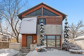Urban Treehaus