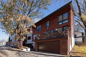 Urban Treehaus