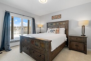 Maple Lake Chalet