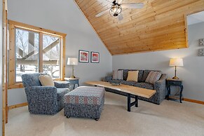 Maple Lake Chalet