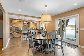 Maple Lake Chalet