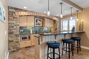 Maple Lake Chalet