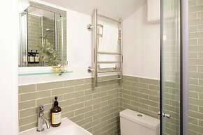 Bob W London Olympia