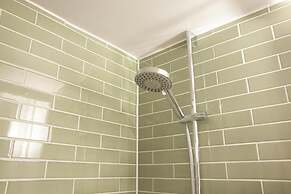 Bob W London Olympia