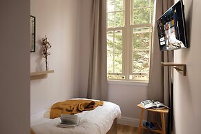 Bob W London Olympia