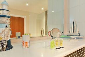 Just Stay Wales - Meridian Bay