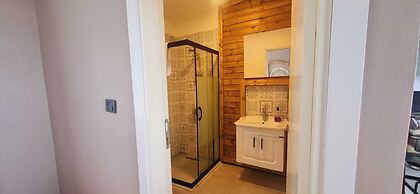 Sole Foca - Adult Only