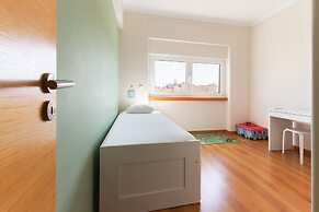 Olivais Balcony by Homing