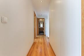 Olivais Balcony by Homing