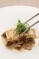 ReLabo-Medical Spa&Stay-