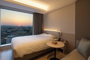 ReLabo-Medical Spa&Stay-