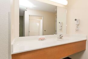 Super 8 by Wyndham Wheatland Wyoming