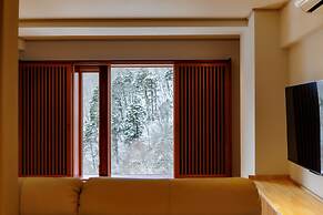 Shigakogen Milky Hot Spring Keikokunoyu