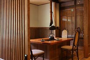 Shigakogen Milky Hot Spring Keikokunoyu