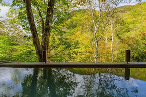 Shigakogen Milky Hot Spring Keikokunoyu