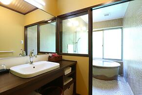 Shigakogen Milky Hot Spring Keikokunoyu