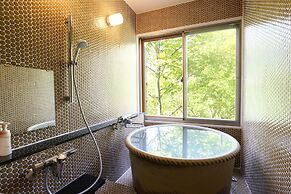 Shigakogen Milky Hot Spring Keikokunoyu