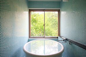 Shigakogen Milky Hot Spring Keikokunoyu