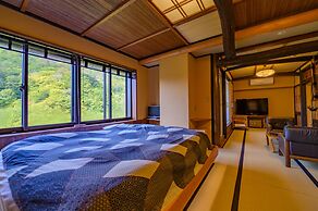 Shigakogen Milky Hot Spring Keikokunoyu