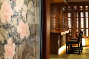 Shigakogen Milky Hot Spring Keikokunoyu