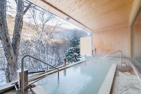 Shigakogen Milky Hot Spring Keikokunoyu