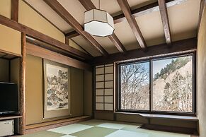 Shigakogen Milky Hot Spring Keikokunoyu