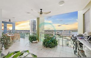 Coastal Oasis Panoramic Ocean View Pool BBQ