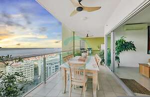 Coastal Oasis Panoramic Ocean View Pool BBQ