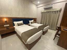 Hotel Mumbai House LIG Indore