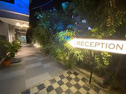 Hotel Mumbai House LIG Indore