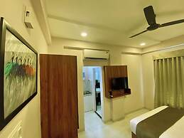 Hotel Mumbai House LIG Indore