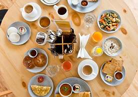 Hotel Mumbai House LIG Indore