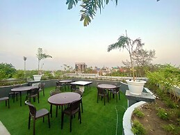 Hotel Mumbai House LIG Indore