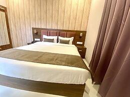 Hotel Mumbai House LIG Indore