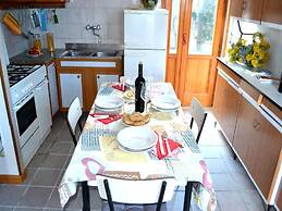 Villetta Carlotta Air-conditioned House on two Levels in San Foca