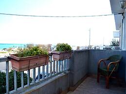 Villetta Carlotta Air-conditioned House on two Levels in San Foca